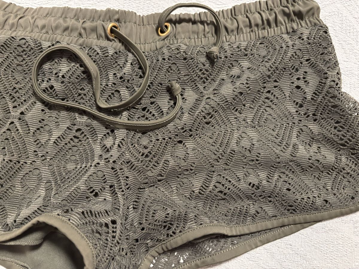 Pantaloni: Kurze Hose grün  – Usato da Kesswil venduto da Branca-01 3