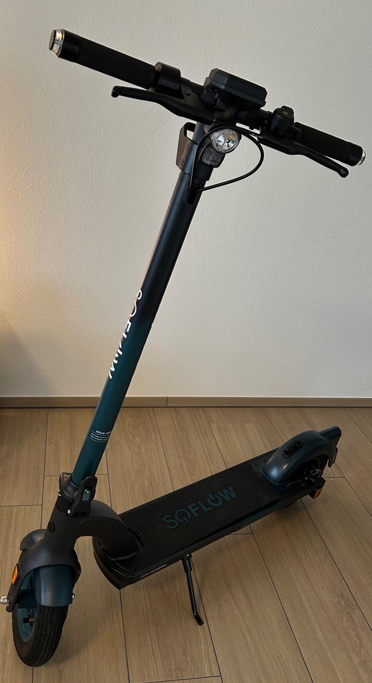 Soflow Kickboard: SoFlow E-Scooter SO4 Pro Gen 2 – Gebraucht aus Benken SG von