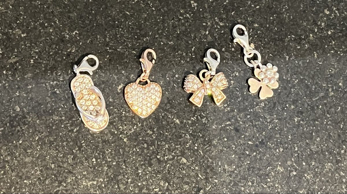 Thomas Sabo Ciondoli: Charms Anhänger – Nuovo (secondo la descrizione) da Eschenbach SG venduto da nat_gw8n