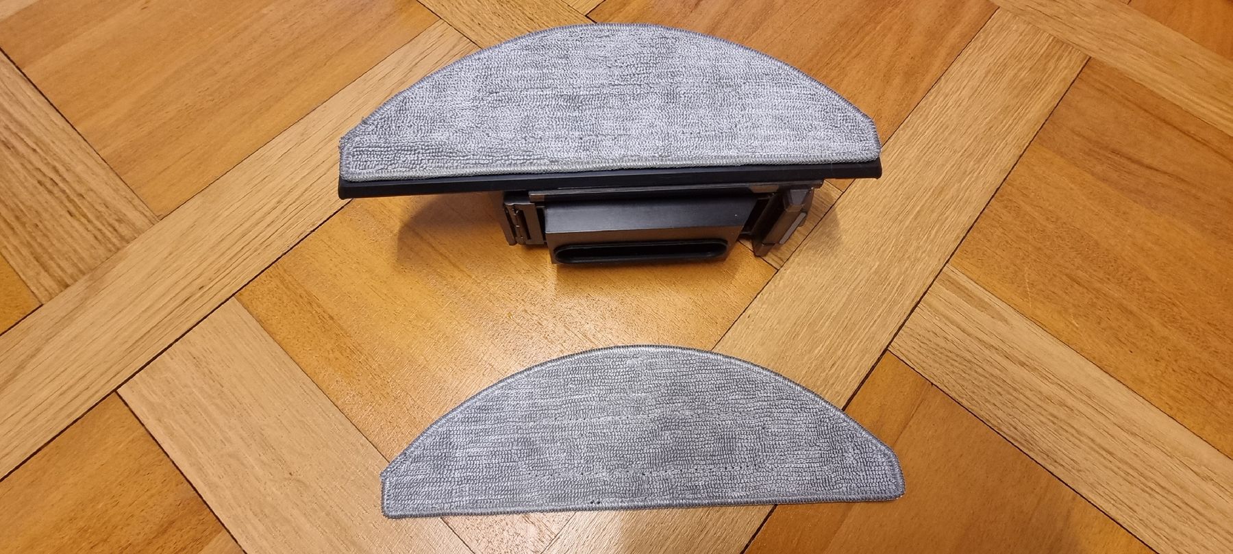 Irobot Aspirapolveri & Accessori: iRobot - Roomba combo I8 – Usato da Petit-Lancy venduto da Kil_2ckr 5