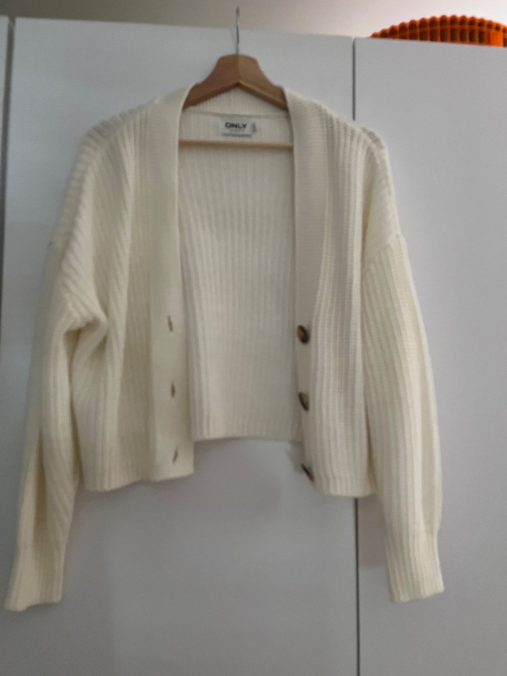 Only Vestes: Strickjacke von Only – D'occasion à Islikon par jul_76j2