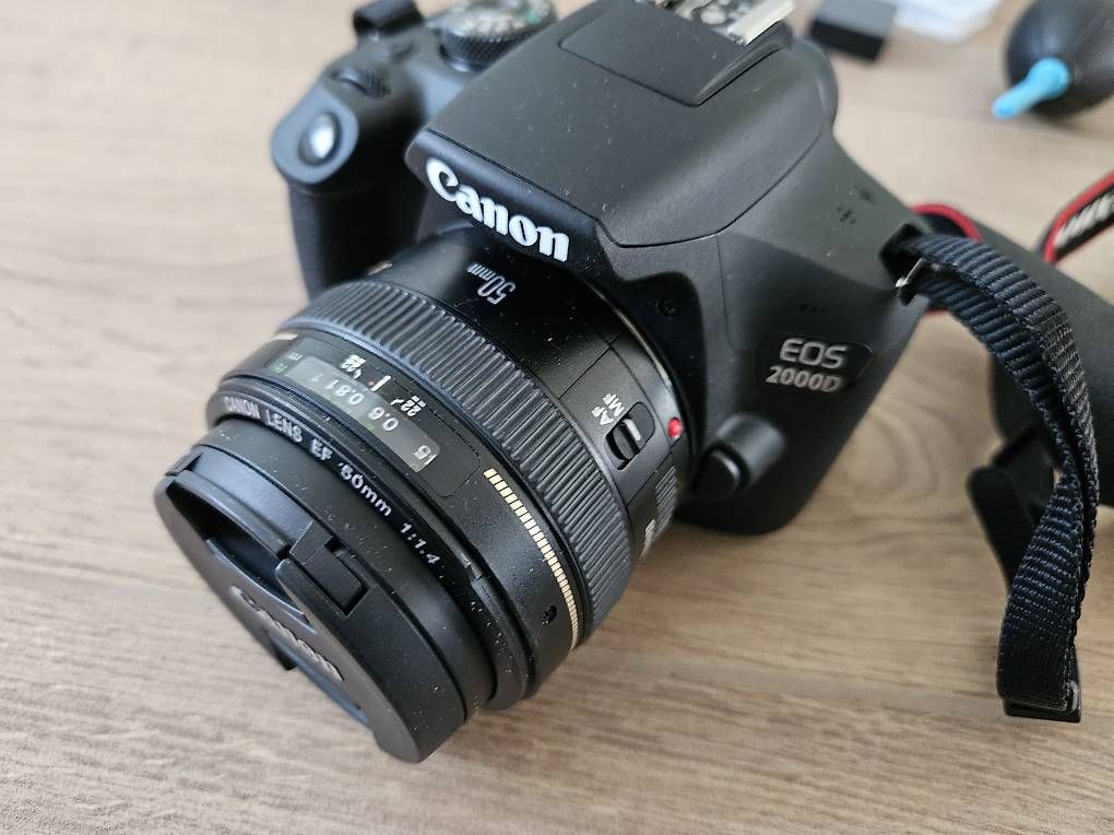 Canon Kamera: Canon EOS 2000D Set – Gebraucht aus Wiler b.Utzenstorf von Ired 2