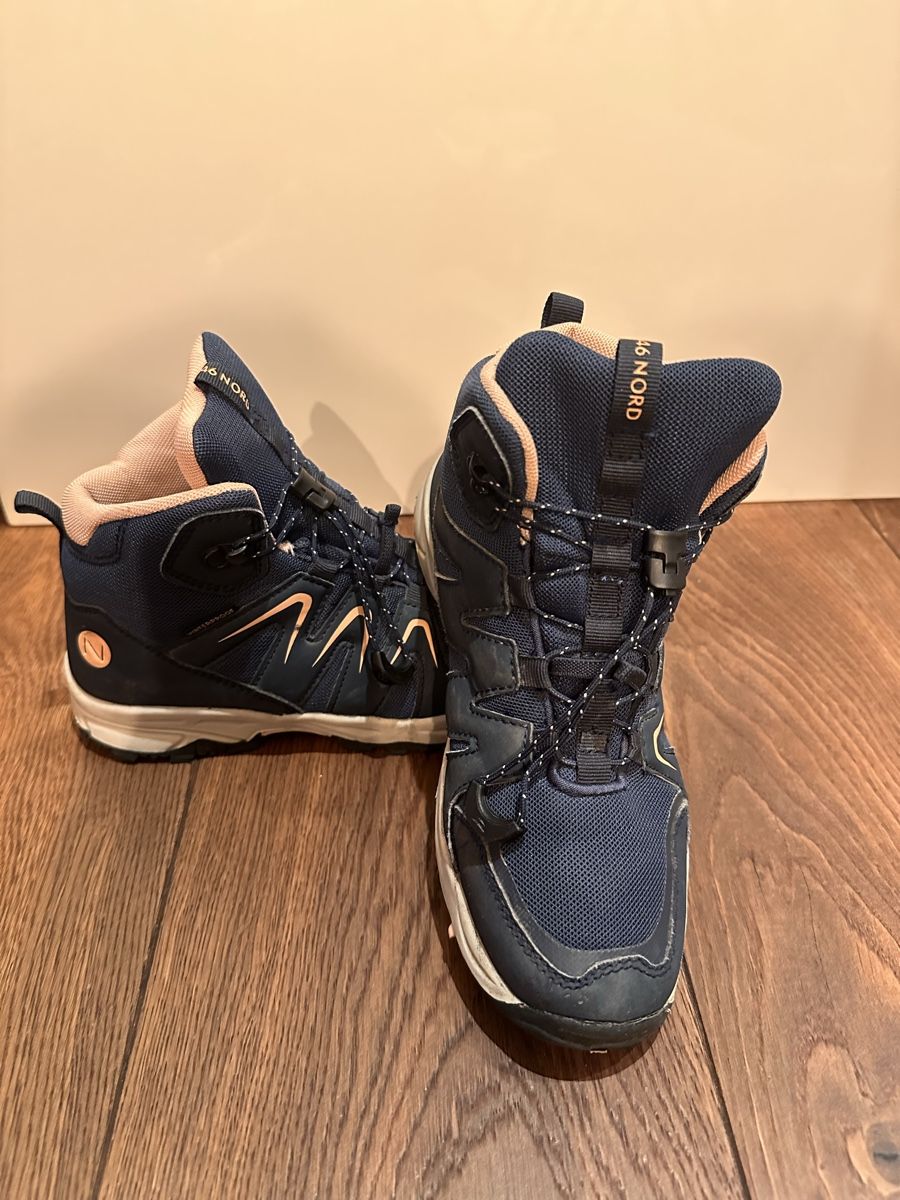46 Nord Schuhe für Jungen: Kinder Wanderschuhe 46 Nord, Waterproof, Grösse 36 – Gebraucht aus Kreuzlingen von sunshine_1975 1