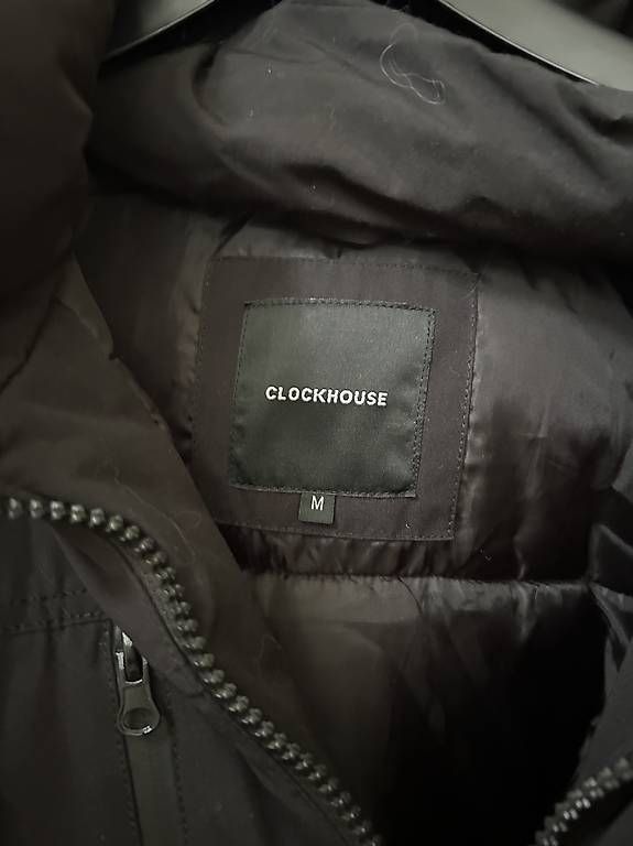 Giacche: Clockhouse Winterjacke Schwarz mit Fellkapuze, Gr. M – Usato da Bachs venduto da jok_8p6r 1