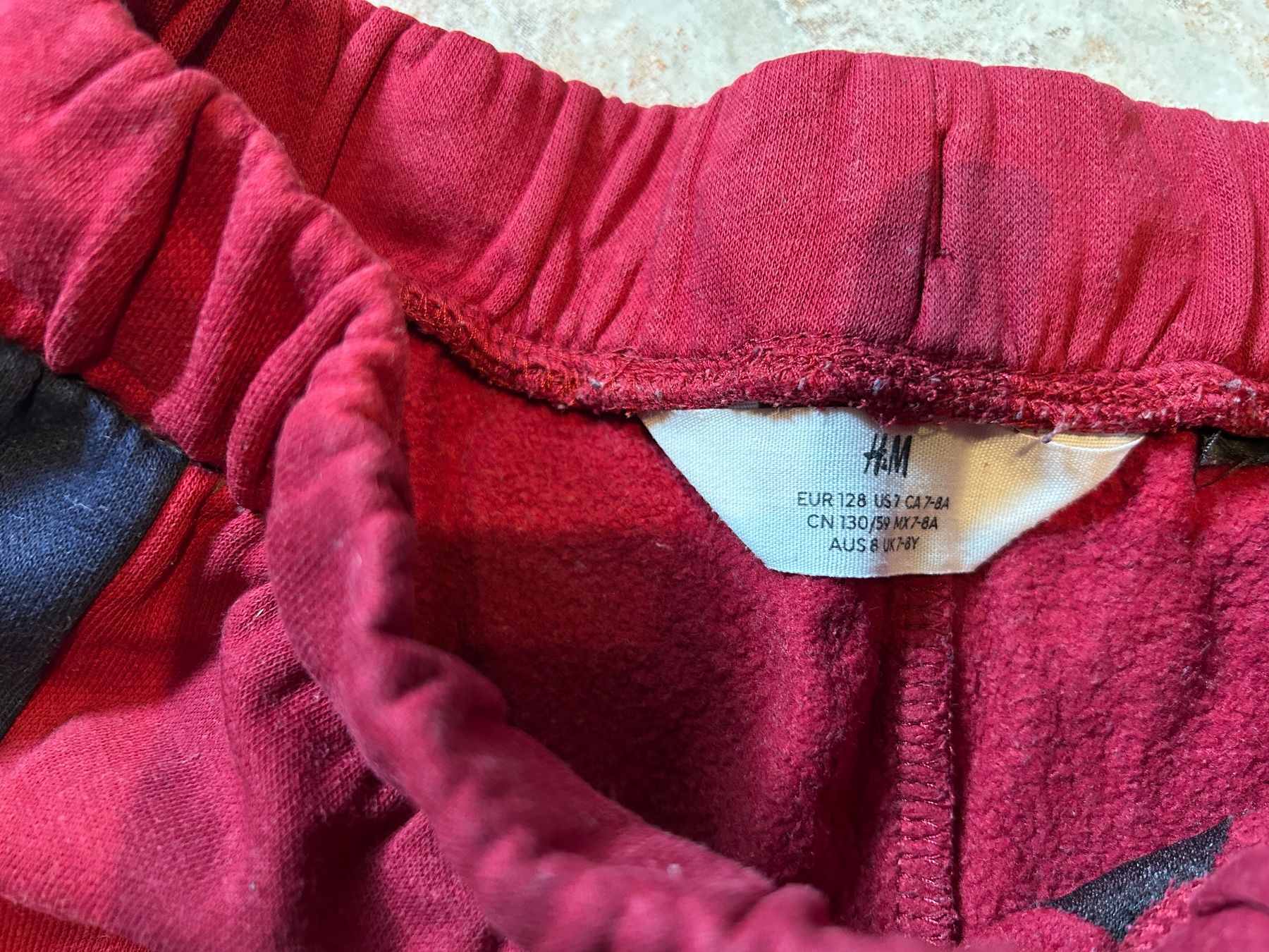Pantaloni: Trainerhosen, 2 Stk., Gr. 128 – Usato da Reichenburg venduto da nanuk015 1