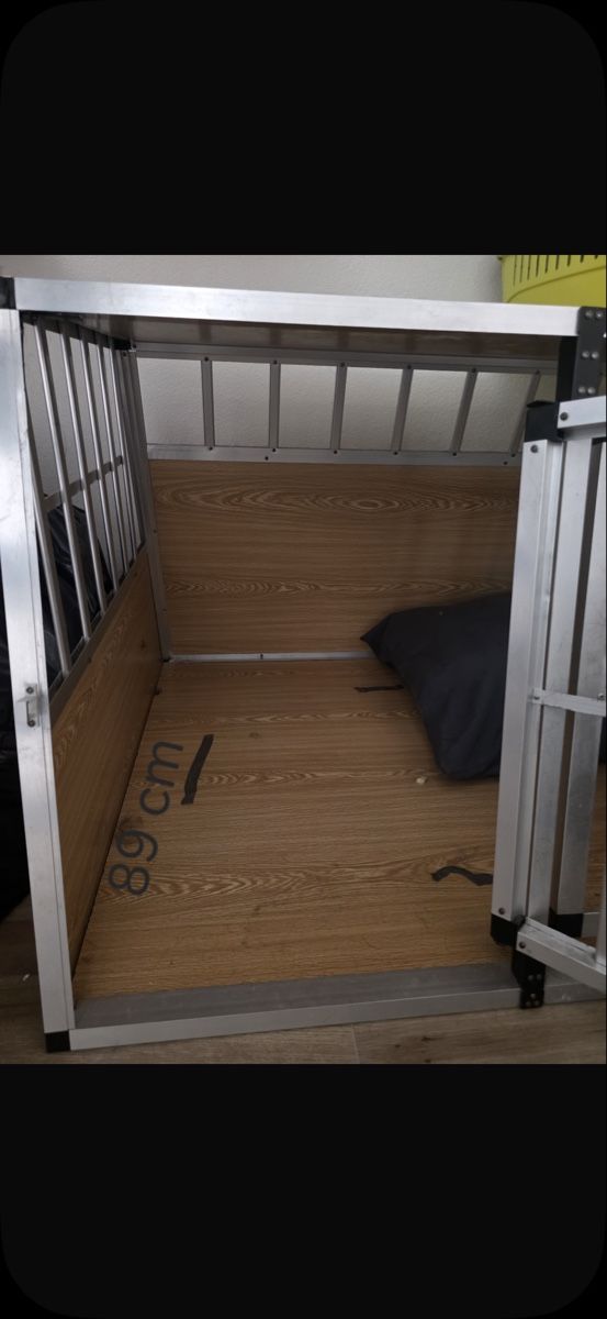 Gabbie, trasporto & Sicurezza: Caisse à chien  – Usato da Bussy FR venduto da joa_lv87 1