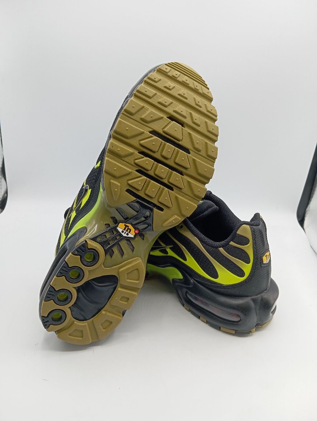 Nike Scarpe da uomo: Nike Air Max Plus (EU41) – Nuovo e nell'imballaggio originale da Schaffhausen venduto da outlez 6