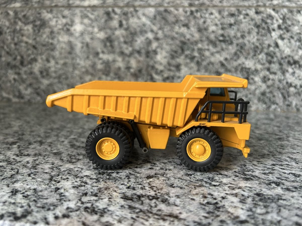 Caterpillar Modellbausätze & Standmodelle: Caterpillar 773  – Gebraucht aus Horw von Tigercat635 2