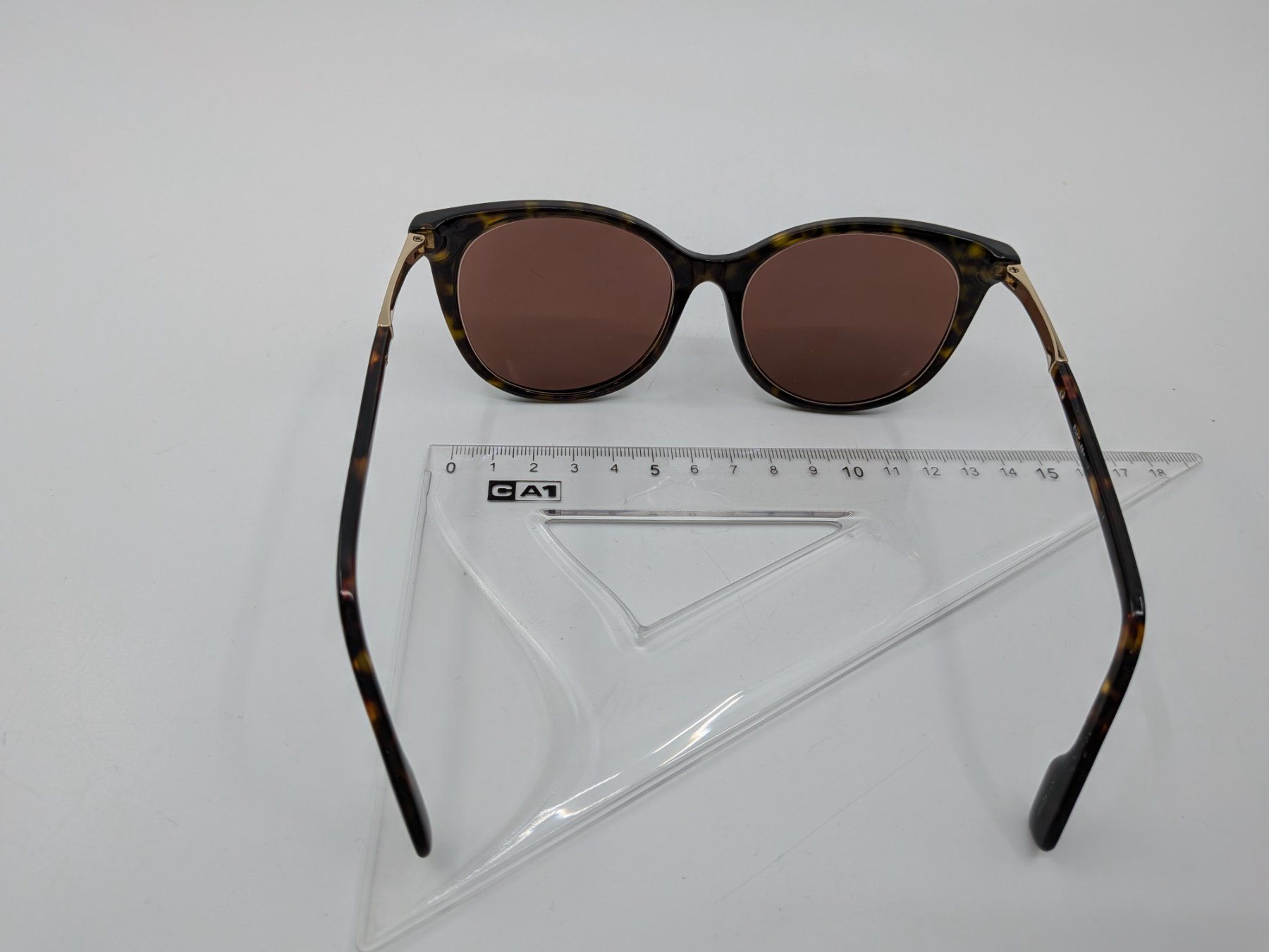 Burberry Occhiali & Lenti: Burberry Sonnenbrille – Usato da Emmen venduto da magelan 4