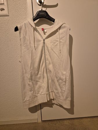 Ärmellose Baumwollweste mit Kapuze