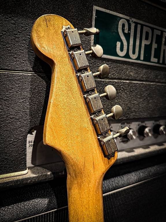 Fender Musikinstrumente: Fender Stratocaster 1963 serie L vintage refin – Gebraucht aus Montreux von Alligator-AMPS 5