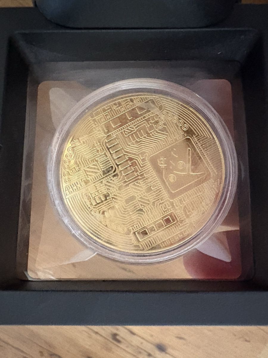Medaillen: Bitcoin Commemorative Coin in Display Case - Collectible! – Gebraucht aus Seuzach von Diamand28 2