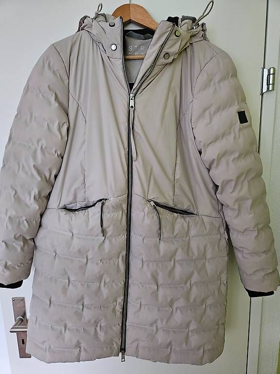 Giacche: STREET ONE Winterjacke Grösse 40 – Usato da Ennetbürgen venduto da Kondor1950
