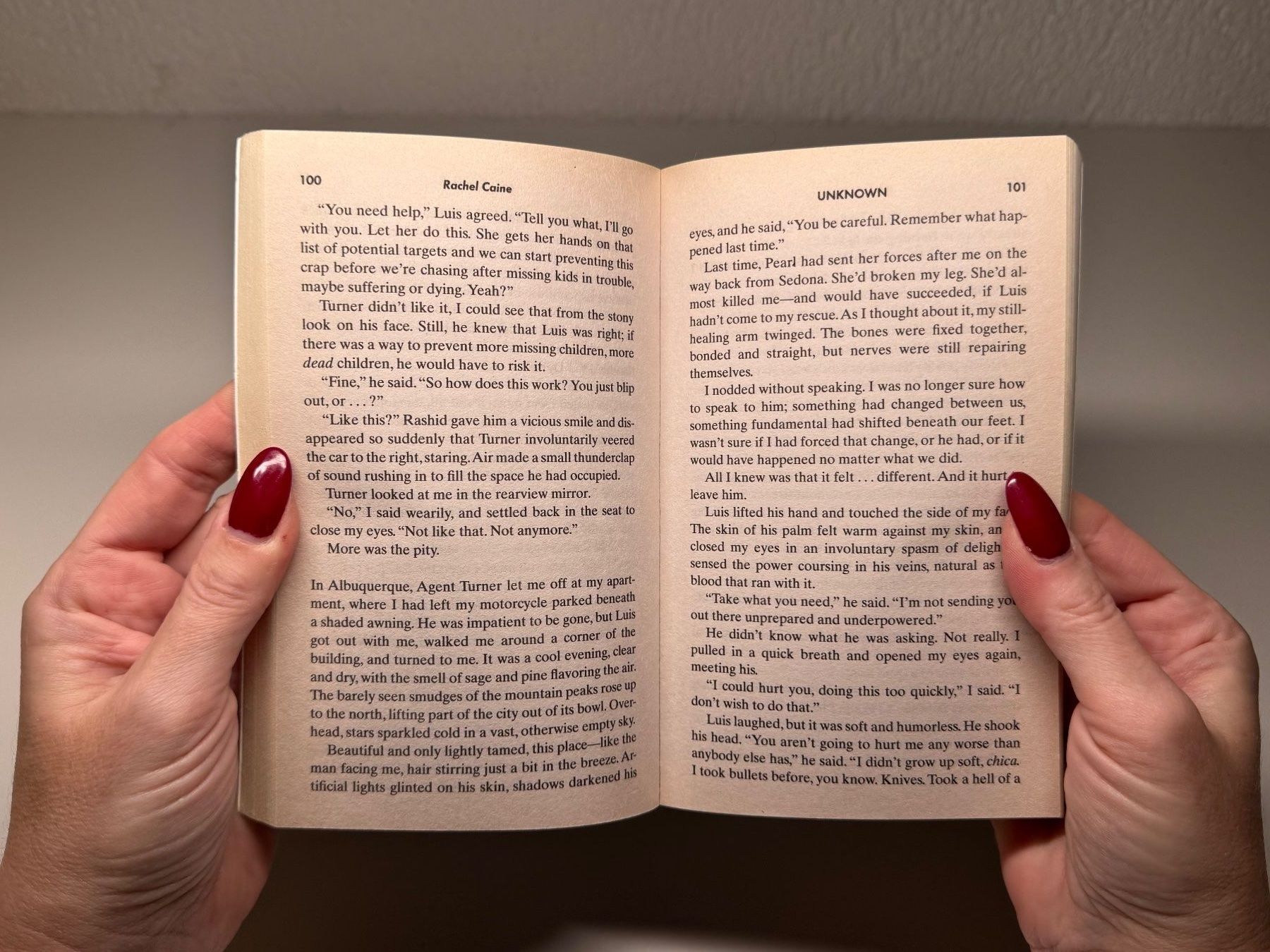 Libri: NOVEL: Rachel Caine: Unknown – Usato da Grosswangen venduto da English_books 5