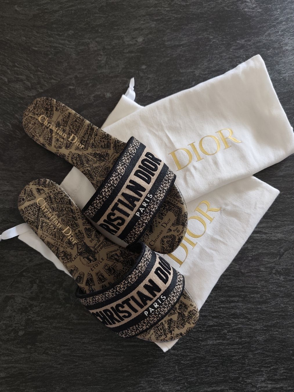 Dior Scarpe da donna: Christian Dior Mule Dway 36 – Nuovo (secondo la descrizione) da Martigny venduto da Vintage-23 1