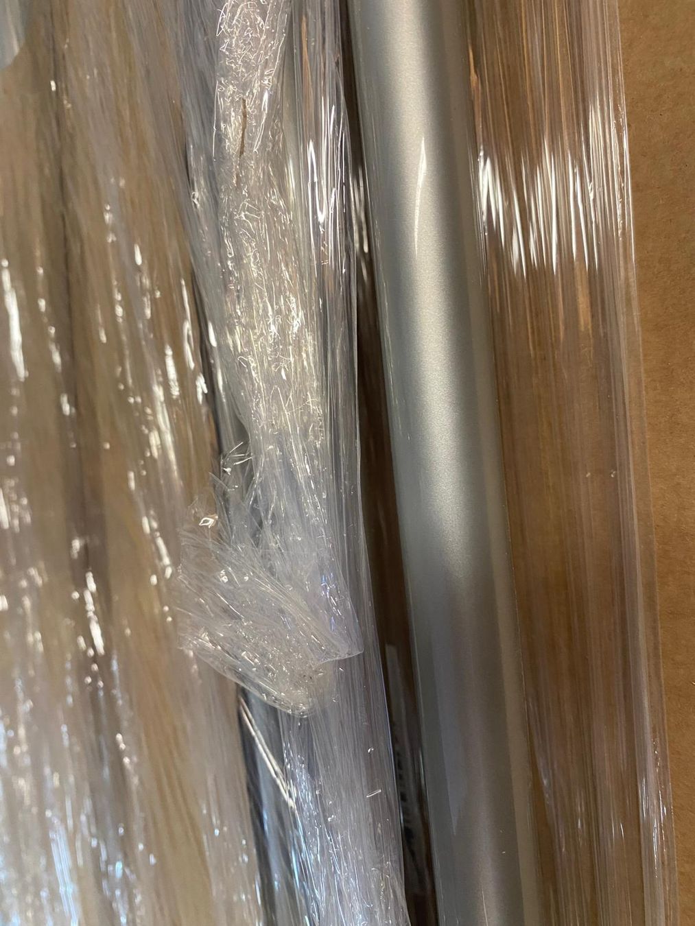 Radiatori: Handtuch Radiator silber/grau 60x100 cm Creatherm – Nuovo e nell'imballaggio originale da Berikon venduto da Marilyn 2