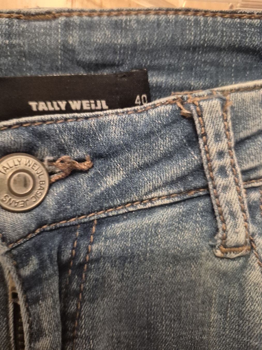 Jeans: Jeanshose – Usato da Pfaffnau venduto da gologoldun1953 1