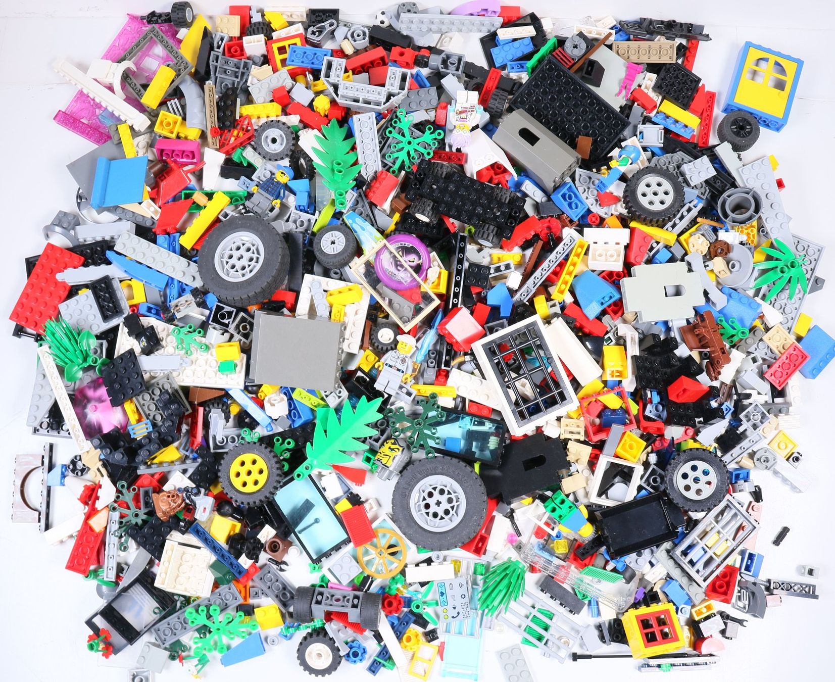 Lego Baukästen: 1.5 kg. Legoteile mit Minifiguren – Gebraucht aus Hettlingen von Scholi99