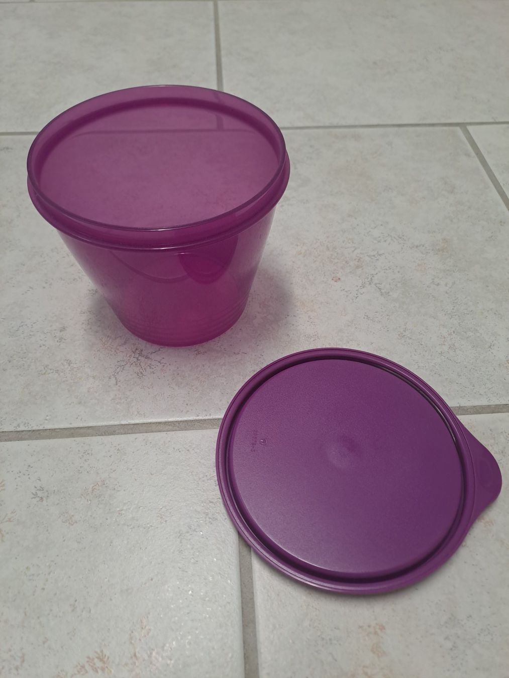 Tupperware Recipients et similaires: Behälter Tupperware – Neuf (Voir description) à Wohlenschwil par lin_vx8g 1