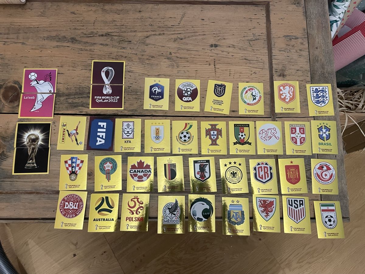 Panini Carte collezionabili: Écussons panini Qatar 2022 oryx – Nuovo (secondo la descrizione) da Treyvaux venduto da goali1fcea