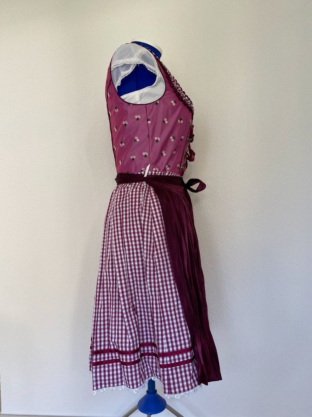Vestiti: Dirndl Grösse 42 – Usato da Dagmersellen venduto da sheli17 1