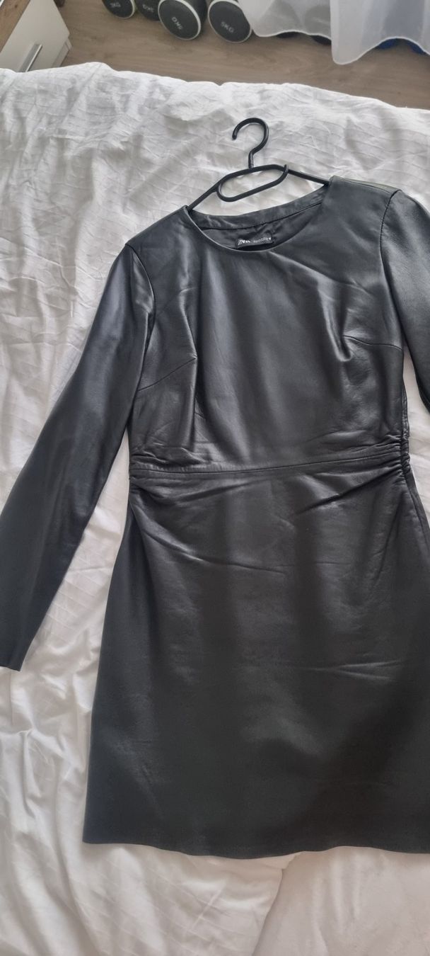 Zara Vestiti: Robe en cuir taille S – Nuovo (secondo la descrizione) da Renens VD venduto da Iepurica19avril 1