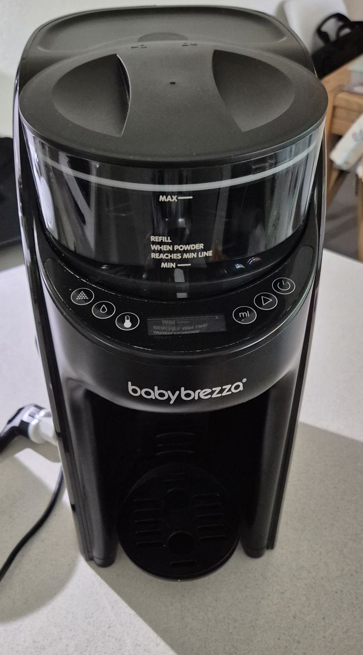 Baby Brezza Pasti del neonato: Baby Brezza formule machine noir bon état – Usato da Martigny venduto da mel_8rpy 2