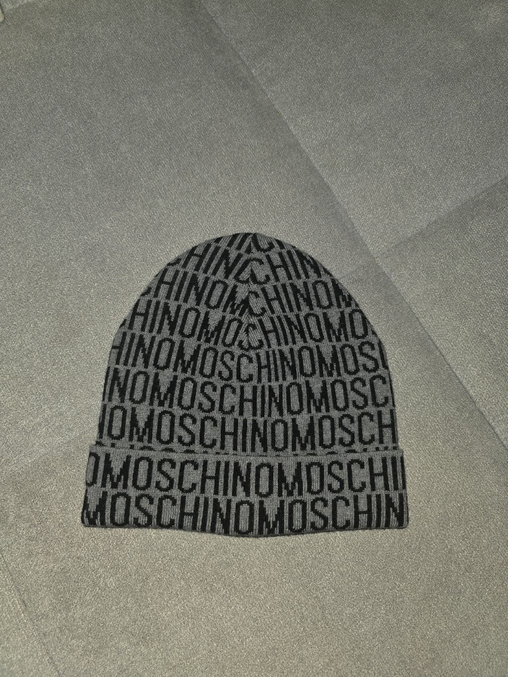 Altro in Moda donna: Moshino Wintermütze – Nuovo (secondo la descrizione) da Wangen b. Olten venduto da kaj.ya