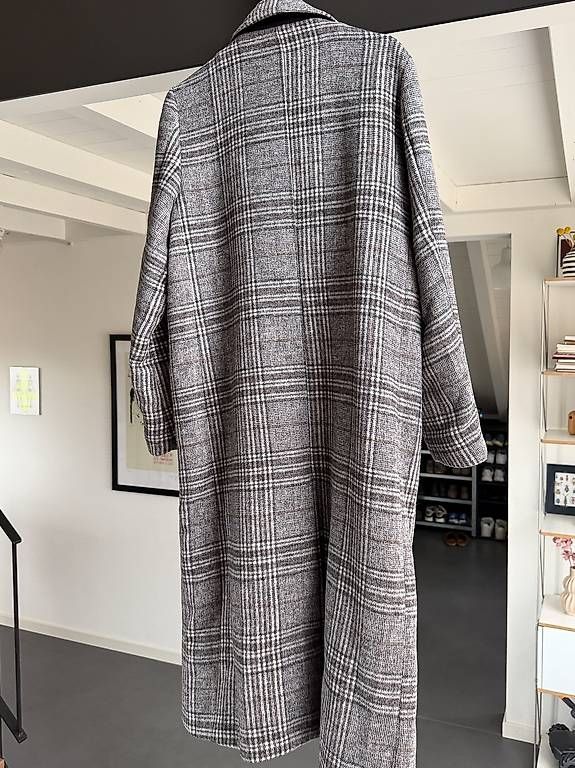 Mäntel: Wintermantel von Basic Apparel - Grösse L – Gebraucht aus Steinhausen von asgs 2