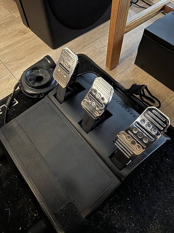Controller: Bundle Playseat Challenge + Thrustmaster TS-XW Sparco p310 – Usato da Matran venduto da Dullboy 1