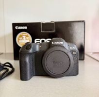 Canon EOS R8 + RF 24mm f/1.8 Macro IS STM + Zubehör / Acc.