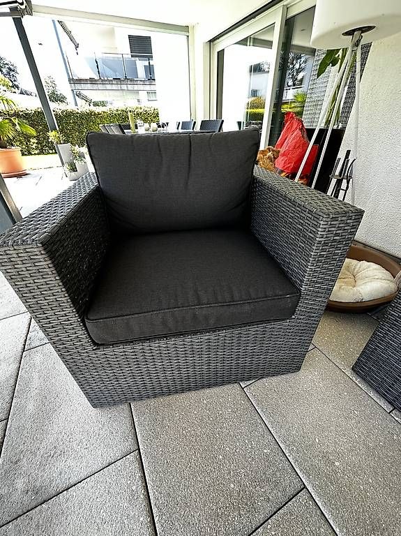 Sofas: Gartenlounge – Gebraucht aus Uznach von Chiarat 2