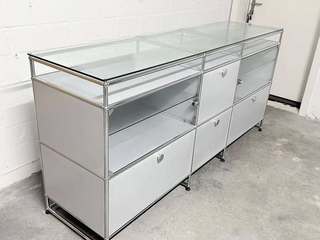 USM Cassettiere: USM Haller Sideboard Mattsilber Mit Glas TOP PREIS – Usato da Dietikon venduto da Kumar_Occasionen 2