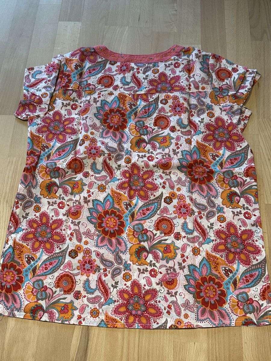 Camicette, T-shirt & Top: Mädchenbluse aus Baumwolle, Gr. 146 – Usato da Zürich venduto da xvm_jrm6 2