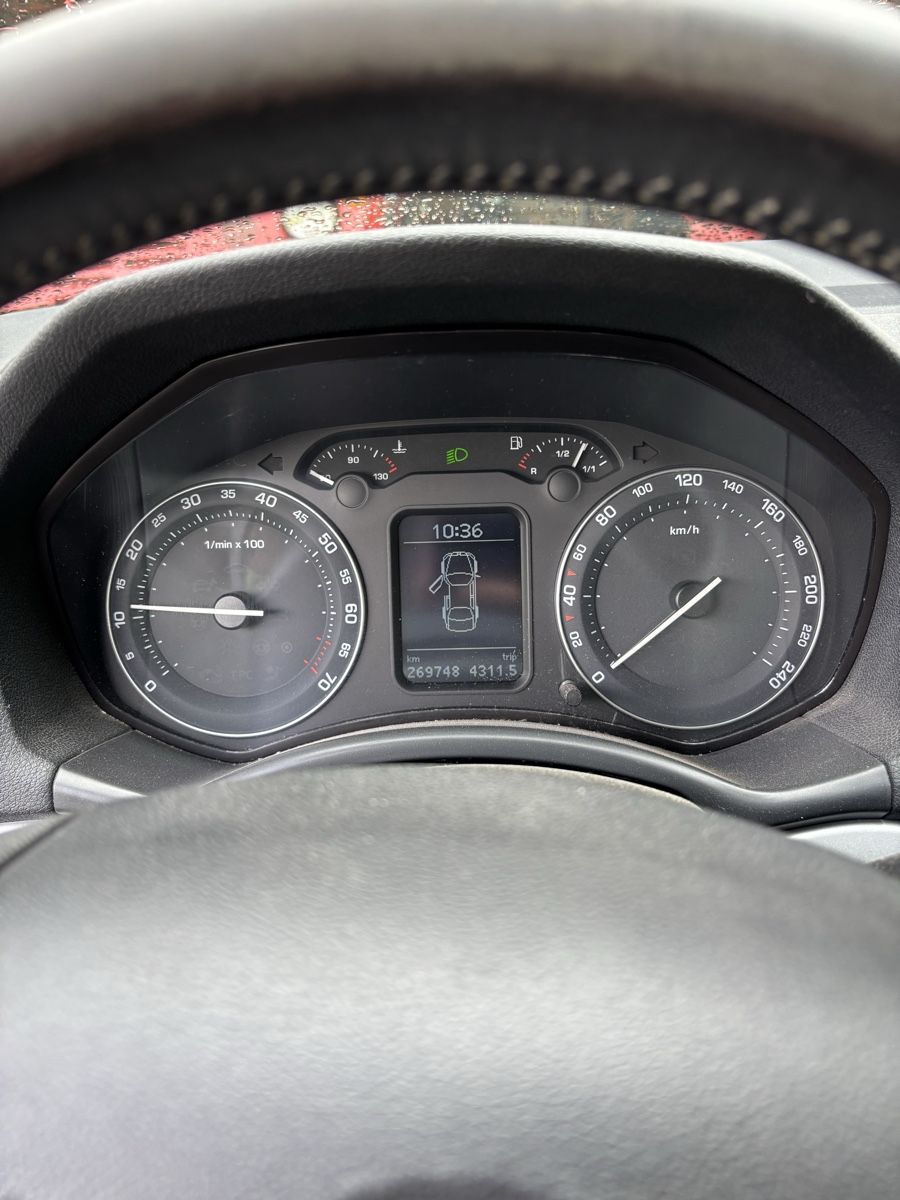 Skoda Automobili: Skoda Octavia Combi 4x4 – Usato da Flums venduto da Dominic043 5