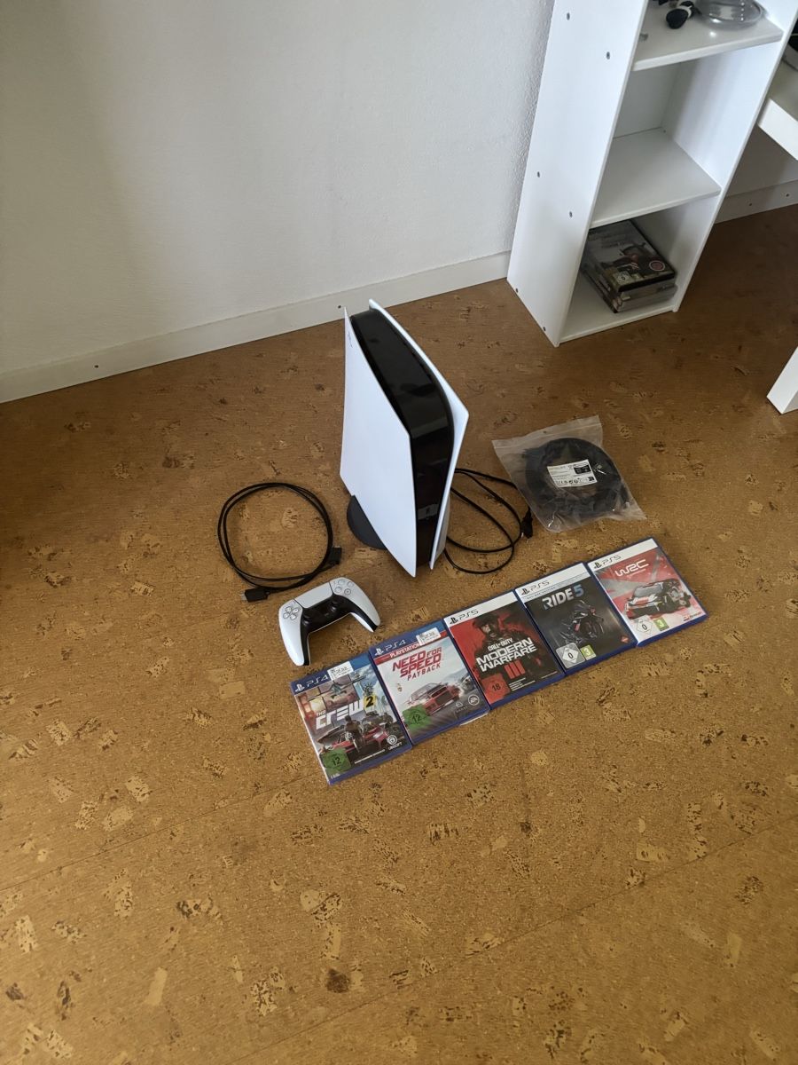 Sony Console: Sony PlayStation 5 Disc – Usato da Tuttwil venduto da Buffalo130 1