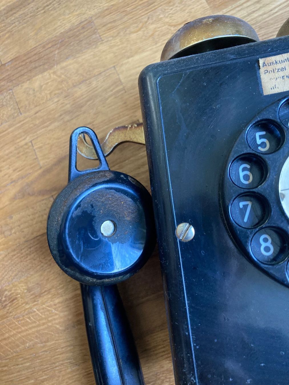 Telefone: Wählscheibentelefon, altes Wandtelefon – Gebraucht aus Erstfeld von Pfiffholder 1
