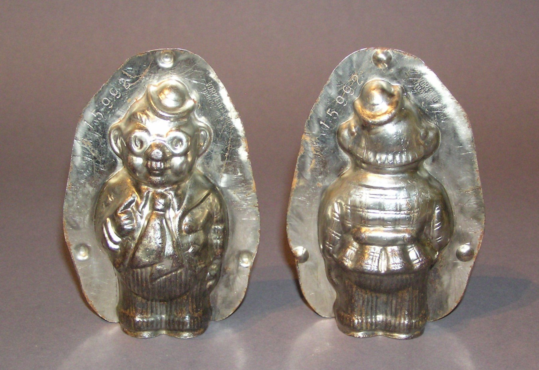 Statuette: ALTE SCHKOLADENFORM GIESSFORM FIGUR LUSTIGER MANN – Usato da Grenchen venduto da Antique-hunter 2