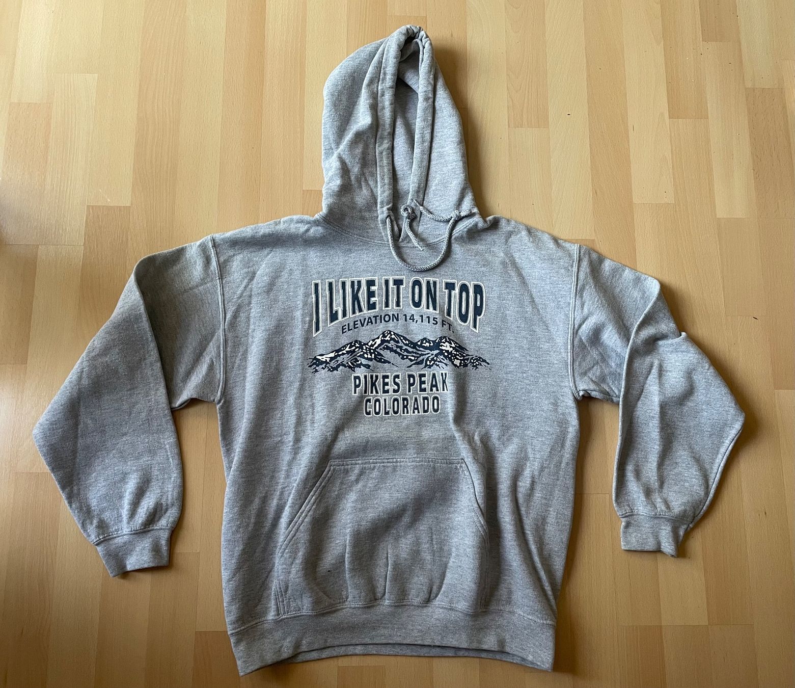 Pulls & Sweat-shirts: Hoodie – D'occasion à Wila par Lokelo