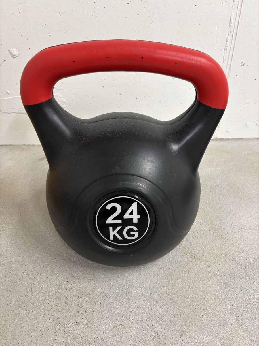 Bollitori: Kettlebell 24 KG black/red used condition – Nuovo (secondo la descrizione) da Meilen venduto da LukeSal