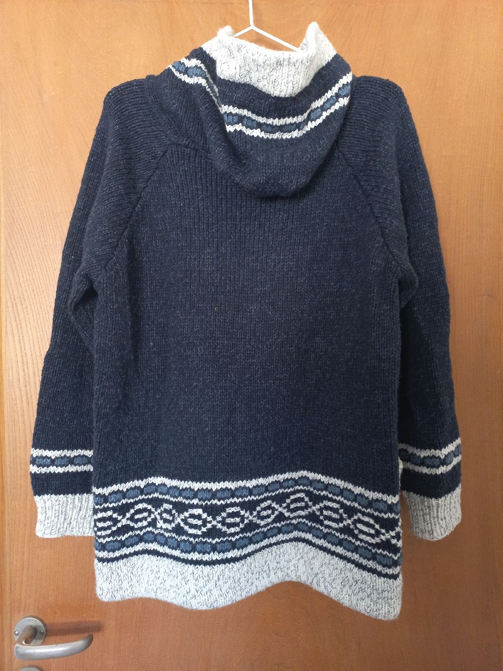 Giacche: Strickjacke mit Kapuze Norweger Strickpullover Island Gr. L – Usato da Basel venduto da Shena02 1