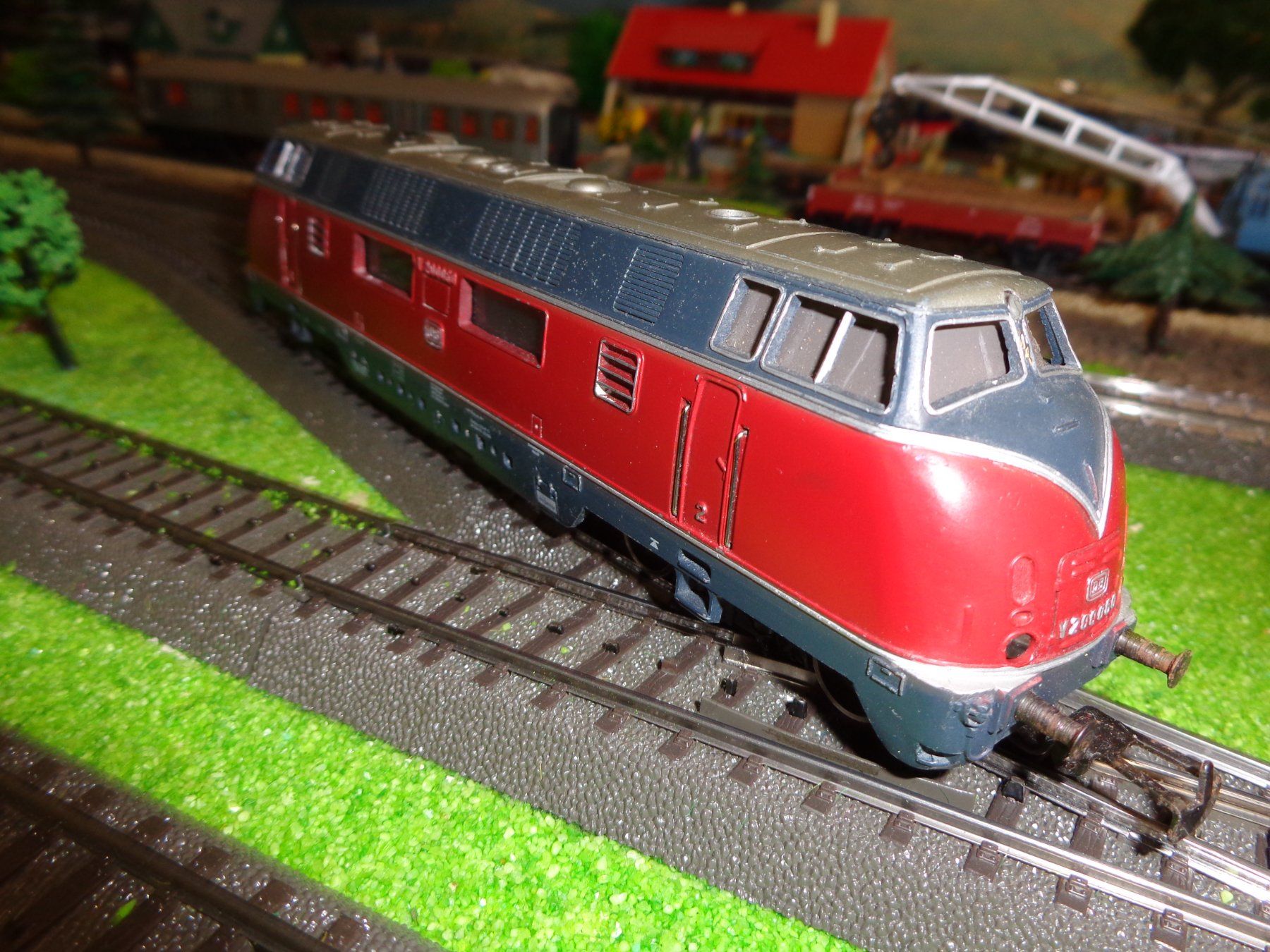 Märklin Modelleisenbahnen: Diesellok mit Dampf – Gebraucht aus Untersiggenthal von Franz070 1
