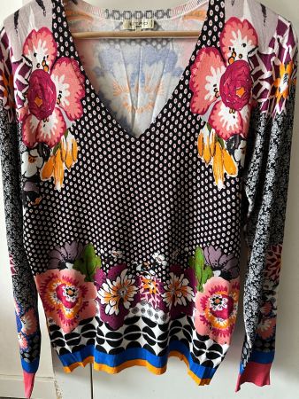 Schicker neuer ETRO-Pullover aus 100 % Seide, 890 CHF
