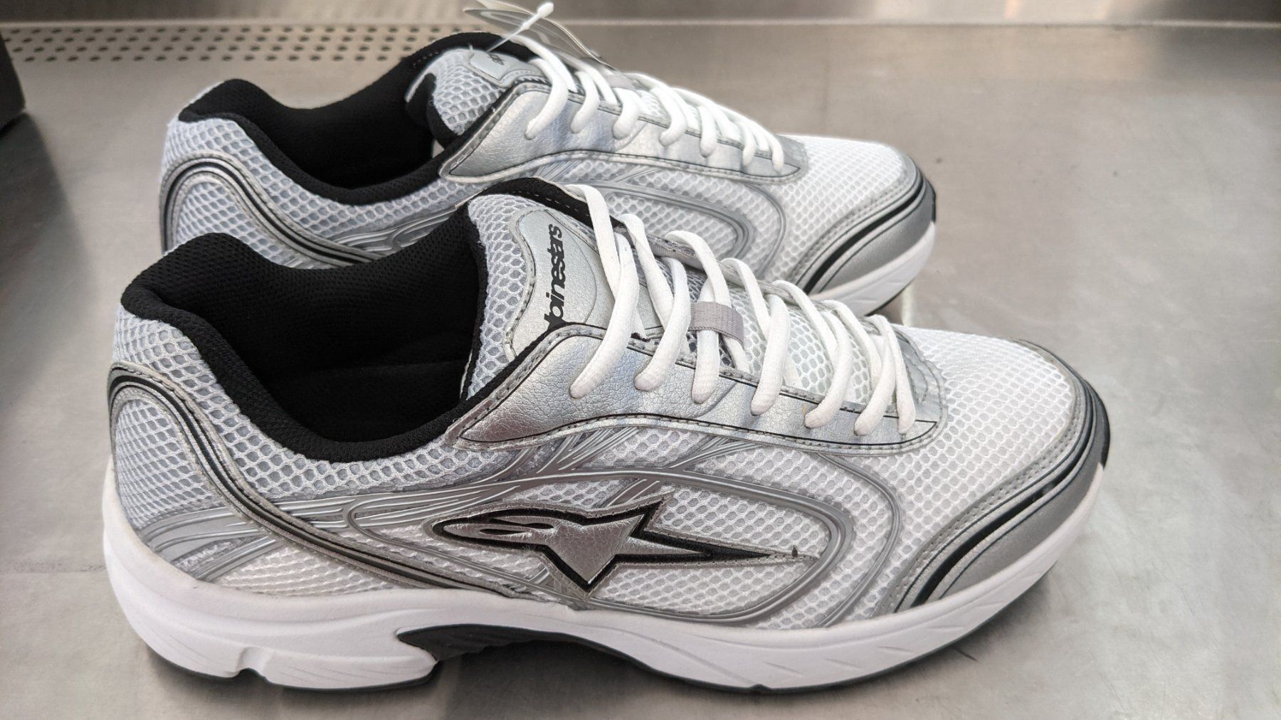 Alpinestars Herrenschuhe: Alpinestars Crew Schuhe Turnschuhe Gr. 42 – Neu und originalverpackt aus Bättwil von paul74