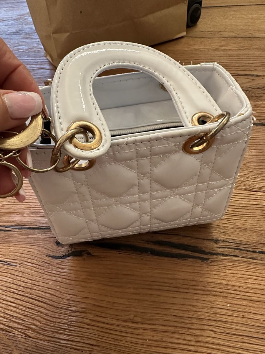 Borse da donna: Tasche – Usato da Rudolfstetten venduto da Laramalna 1