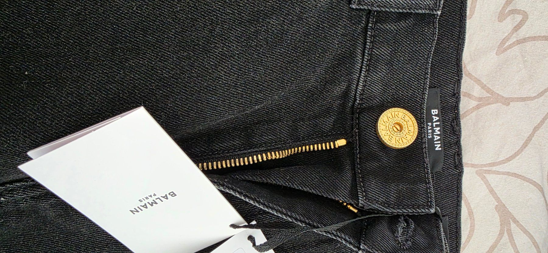 Balmain Jeans: Balmain slim jeans – Nuovo e nell'imballaggio originale da Basel venduto da ssa_x5wz