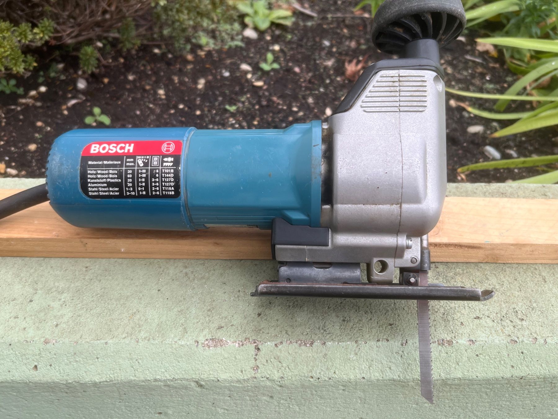 Bosch Scies: Bosch Stichsäge 520W – D'occasion à Magden par Hornet2 5