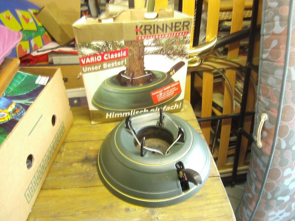 Basi per albero di Natale: Biete Christbaum Ständer – Usato da Kestenholz venduto da Rh1942 1