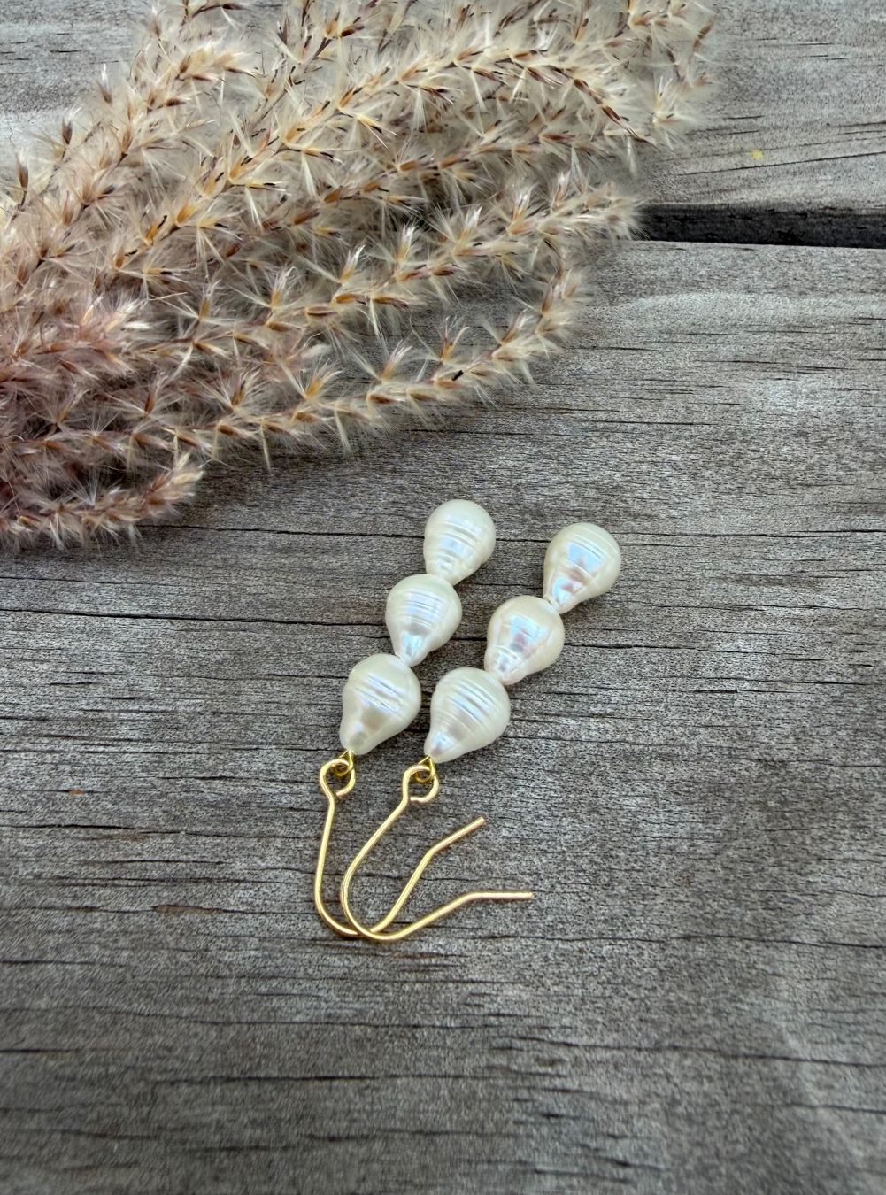 Ohrringe & -stecker: Luxuslook: Ohrhänger vergoldet echte Perlen – Neu und originalverpackt aus Rombach von Ivreajewels 2