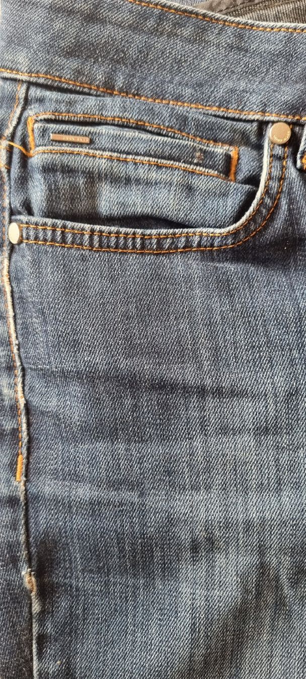 Hugo Boss Jeans: Hugo Boss Jeans Gr. 36 – Usato da Champlan venduto da acr_kkd5 3